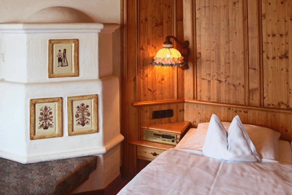 Hotel Gasthof Adler Oberstdorf Room photo